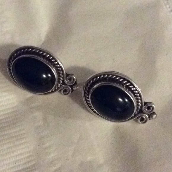 Classy Black Onyx Sterling Silver Earrings - Picture 7 of 10